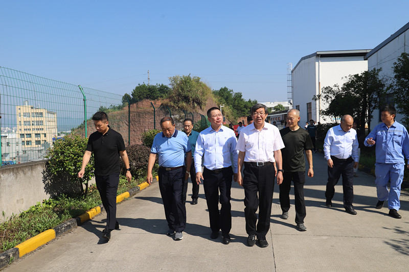 內(nèi)蒙古自治區(qū)人大常委會來我司開展工會勞動法律監(jiān)督調(diào)研